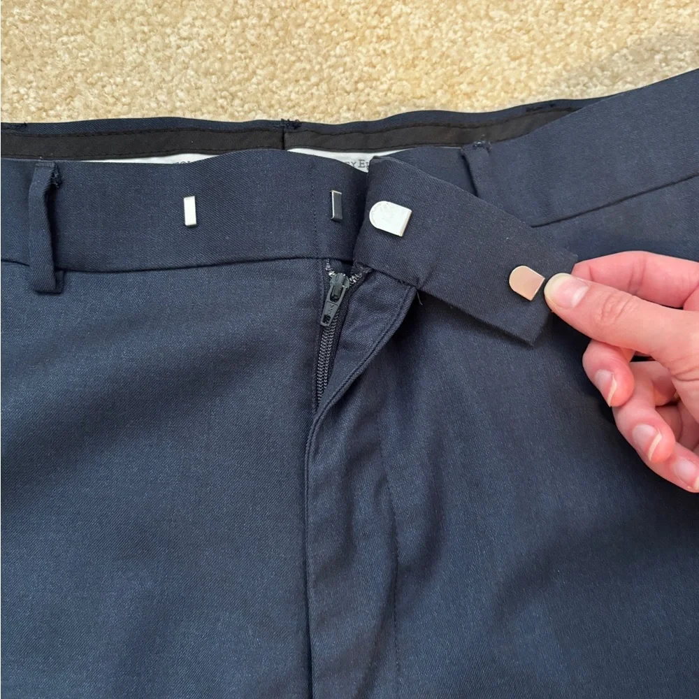 Perry Ellis Men's Navy Dress Pants Size 34